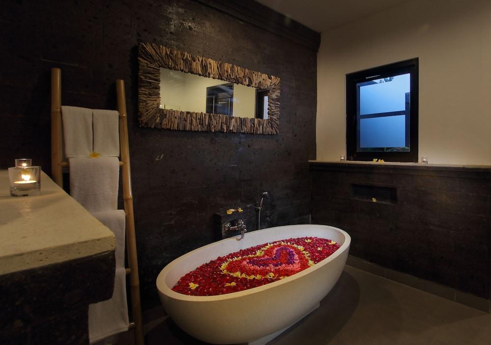 Agata Villas Seminyak Εξωτερικό φωτογραφία